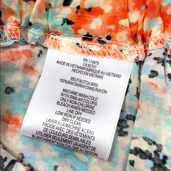 [ BCBG ] Silky Soft Pants (Retail $178) - Picture 6 of 8